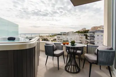 Do sezone, Žnjan Split luksuzan stan jacuzzi - 11