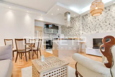 Stan 55 m², Trešnjevka - Sjever, novouređen i balkon