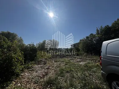 Građevinsko zemljište, Vrsi-Zukve, projekt za 8 apartmana - 2