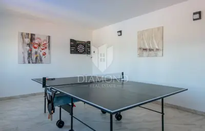 Villa 278 m², Barban - bazen i pomoćni objekt - 12