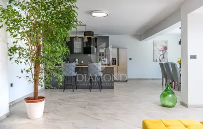 Villa 278 m², Barban - bazen i pomoćni objekt - 7