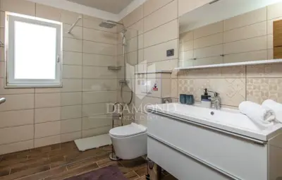 Villa 278 m², Barban - bazen i pomoćni objekt - 21