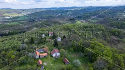 Estate in Krnjak, drinking water sources and 66% arable land - 10