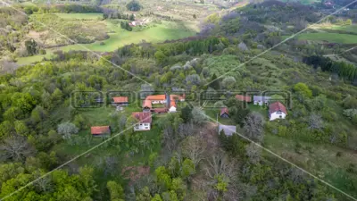Estate in Krnjak, drinking water sources and 66% arable land - 8