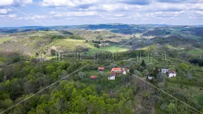 Estate in Krnjak, drinking water sources and 66% arable land - 2