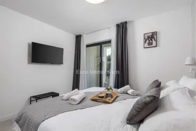 Vila 320 m², Malinska na Krku, 100 m od plaže - 19