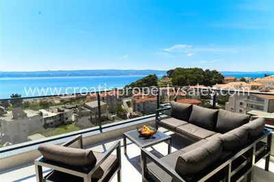 Villa 4 floors, Omiš, pool and sea view - 2