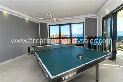 Villa 4 floors, Omiš, pool and sea view - 14