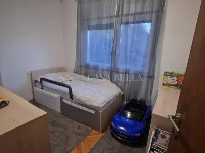 Haus 131 m², Svilno - zwei Wohnungen und Grundstück 500 m² - 9
