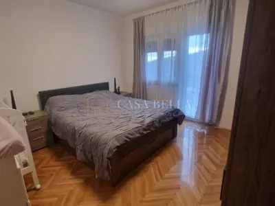 Haus 131 m², Svilno - zwei Wohnungen und Grundstück 500 m² - 10