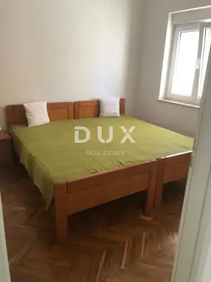Haus 350 m², Nin - 4 Wohneinheiten und 100 m von dem Strand - 14