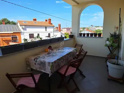 House 330 m², Valmade, Pula - mixed-use residential-commercial - 12