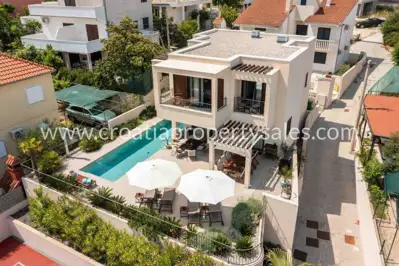 Haus, Trogir, 280 m², 1 395 000 € - 2