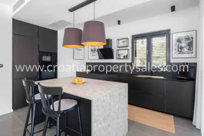 Haus, Trogir, 280 m², 1 395 000 € - 9
