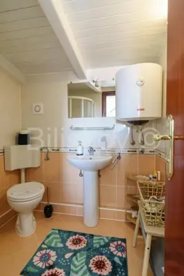 Trogir, Čiovo, kamena kuća s 3 apartmana, prodaja - 7
