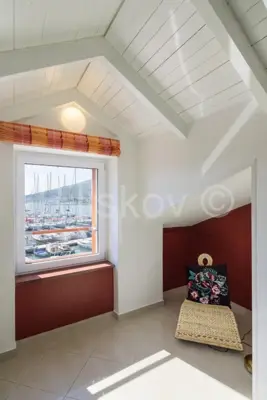 Trogir, Čiovo, kamena kuća s 3 apartmana, prodaja - 2