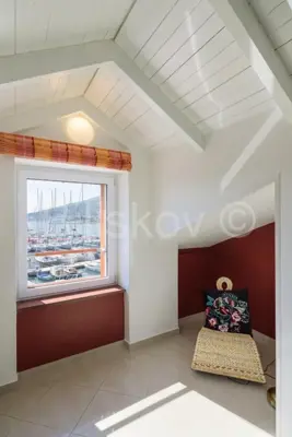 Trogir, Čiovo, kamena kuća s 3 apartmana, prodaja - 2