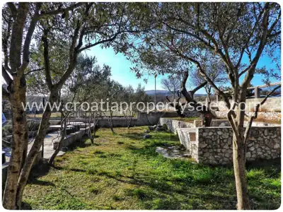 Kuća, Brač, 130 m², 398 000 € - 8