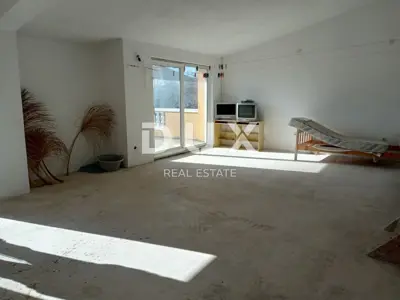 House 247 m², Pakoštane - three apartments and summer kitchen - 13