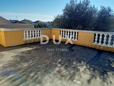 House 247 m², Pakoštane - three apartments and summer kitchen - 20
