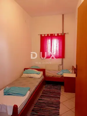 House 247 m², Pakoštane - three apartments and summer kitchen - 9