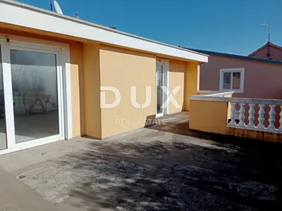 House 247 m², Pakoštane - three apartments and summer kitchen - 19