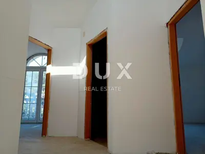 House 247 m², Pakoštane - three apartments and summer kitchen - 18