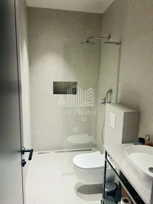 Stan 104 m², Donji grad, mirna ulica u centru Zagreba - 8