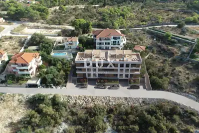 TROGIR, ČIOVO - Exclusive apartment with roof terrace and sea view - 5