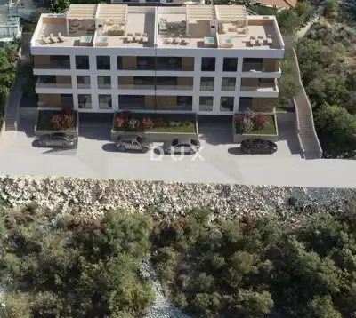 TROGIR, ČIOVO - Exklusive Wohnung mit Dachterrasse und Meerblick - 2