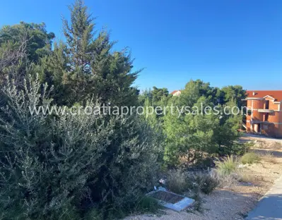 Grundstück, Brač, 1 488 m², 480 000 € - 2