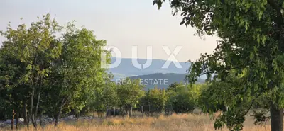 Zemljište 6.758 m², Oprtalj - panoramski pogled i privatnost - 10