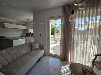 House 94 m², Marčana - pool and yard - 21