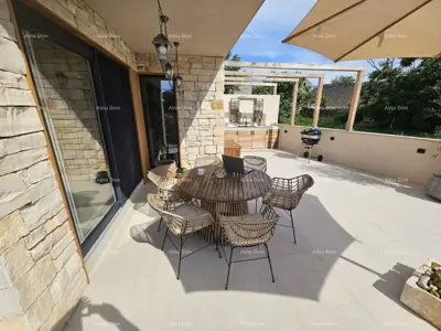House 94 m², Marčana - pool and yard - 11