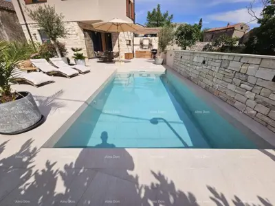 House 94 m², Marčana - pool and yard - 12