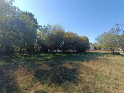Građevinsko zemljište, Dražice - ravan teren i pristup s tri strane - 12