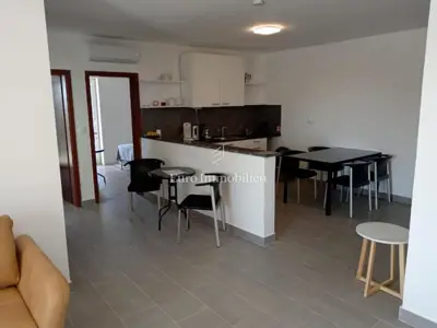 Apartmanska kuća 500 m², Ližnjan - mirna lokacija - 9