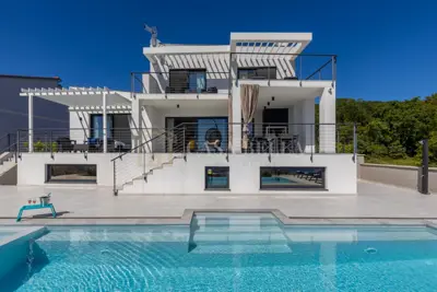 Vila 260 m², Šmrika - bazen i panoramski pogled na more - 3