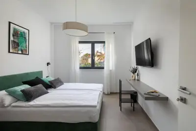Villa 204 m², Poreč - quiet location near the city - 21
