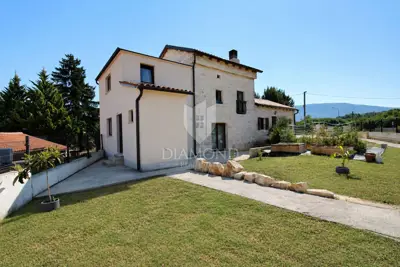 Kamena kuća 132 m², Labin okolica, velika okućnica - 2