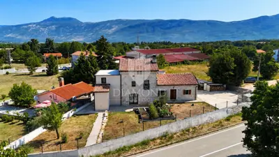 Kamena kuća 132 m², Labin okolica, velika okućnica - 4