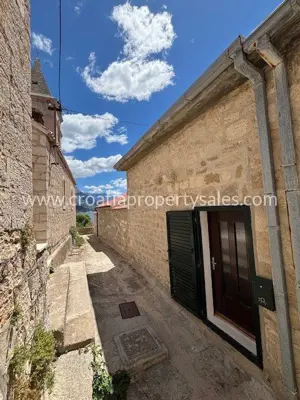 Stone house 93 m², Omiš - first row to the sea - 3