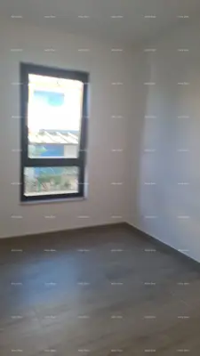 Wohnung 72 m², Lovrečica - Garten und Stellplatz - 9