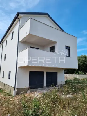Wohnung zum Kauf in Mandre, 110 m² - 2