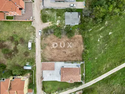 Građevinsko zemljište, Kaštel - pravomoćna dozvola za kuću s bazenom - 12
