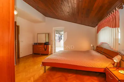 House for sale in Veli vrh, 160 m² - 4