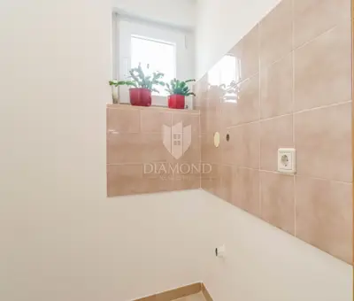 House for sale in Veli vrh, 160 m² - 20