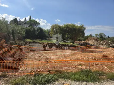 Građevinska parcela u Poreču, pogled na more i privatnost - 3