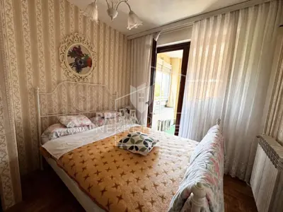 Apartment 71 m², Malešnica - 2 loggias and a view of the park - 8