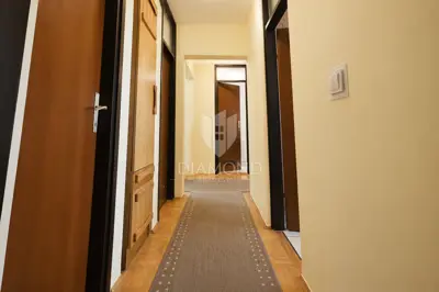 Apartment 71 m², Malešnica - 2 loggias and a view of the park - 9